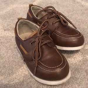 Boys boat shoes